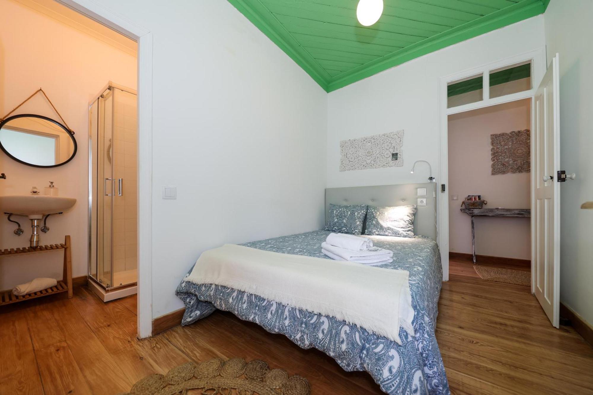 Renovated Wine Press House - With Pool Villa Porto de Mós Værelse billede